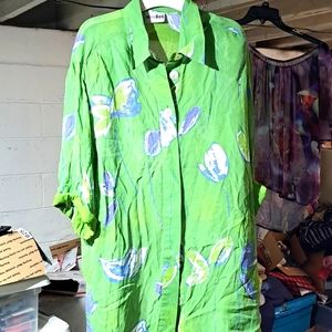 Delores bell xl green and white shirt